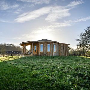 Nether Farm Roundhouses - Henmore Water & Sturston Winds With Hot Tubs - Bradley Wood No Hot Tub Ashbourne  Exterior photo