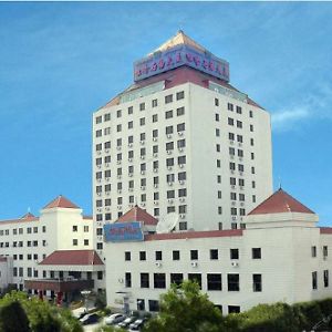 Tuha Petroleum Hotel Urumqi Exterior photo