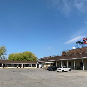 7 West Motel Carleton Place Exterior photo