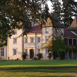 Domaine Des Grands Cedres Bed & Breakfast Cordelle Exterior photo