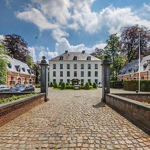 Hotel Kasteel Solhof Aartselaar Exterior photo