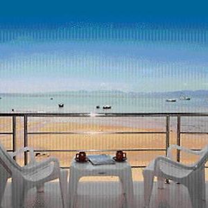 Koh Kwang Seaview Hotel Klong Muang Beach Room photo