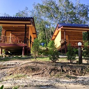 Baan Panseng Bungalow Hotel Ko Kut Exterior photo