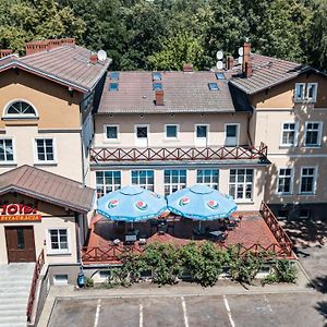 Dworek Brodowo Restauracja Hotel Przyjecia Exterior photo