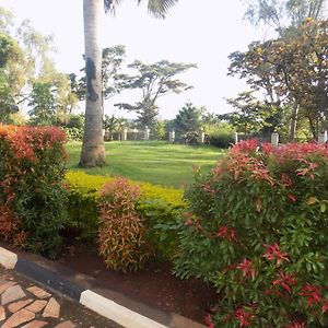 Tourist Bay Hotel Jinja Exterior photo