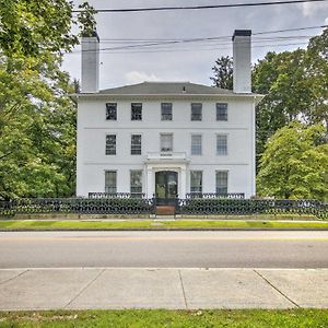 Elegant Norwich House With Billiards Room And Ballroom Exterior photo