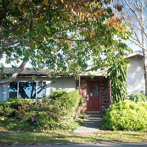 Trinidad Village Retreat Exterior photo