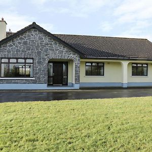 Castle View Villa Oughterard Exterior photo