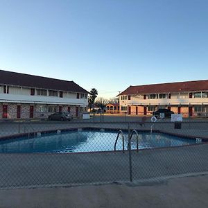 Royal Inn Port Lavaca Exterior photo