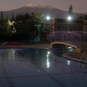 Amboseli Gateway Hotel Kimana Exterior photo