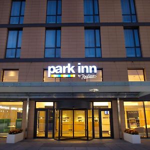 Park Inn By Radisson Pulkovo Airport Saint Petersburg Exterior photo