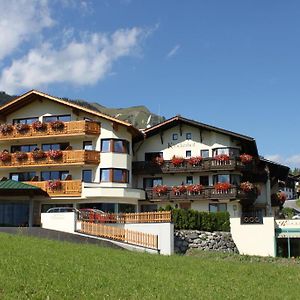 Hotel Klockerhof Lermoos Exterior photo